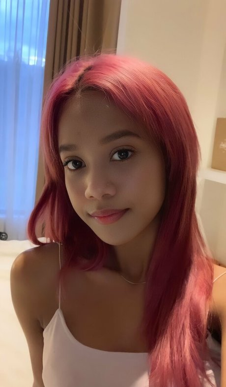 Rebecca Sheisbiru 完璧なモデル アーカイブ