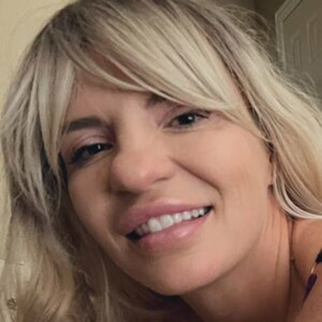 Tori Hendricks ポルノスター 裸 写真