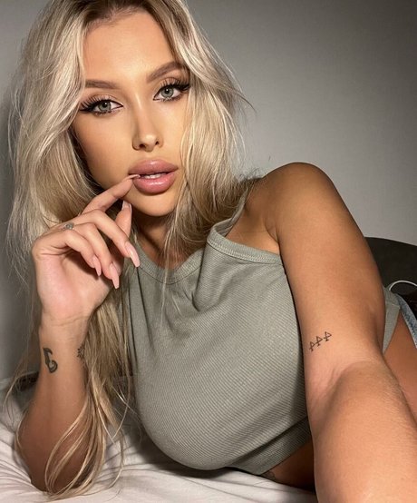 sandrabieniek ポルノスター セックス 写真