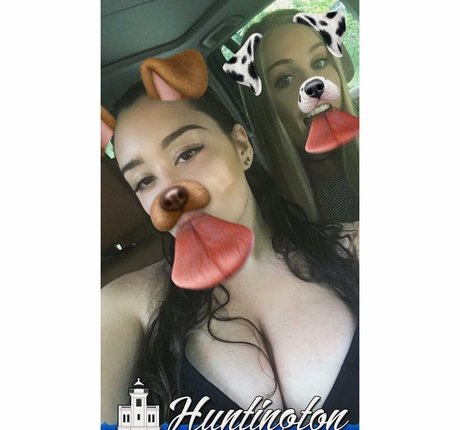 Olivia Hailey 裸のモデル ギャラリー