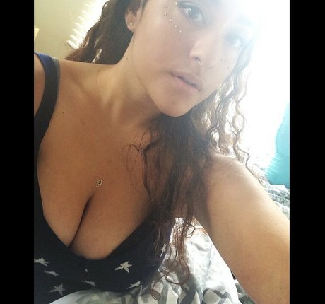 Olivia Hailey 無料モデル ギャラリー