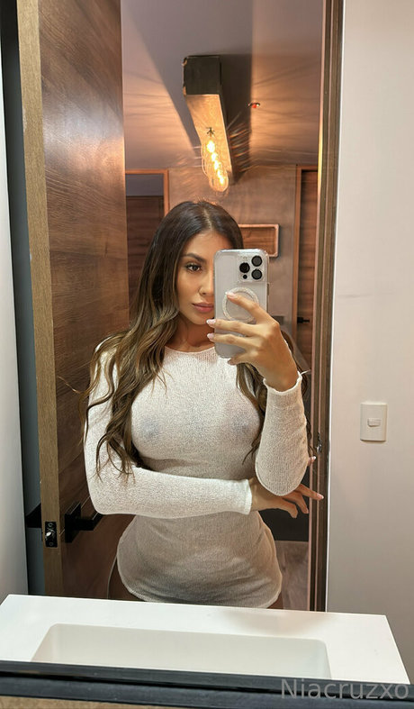 estefahg セックスモデル 写真