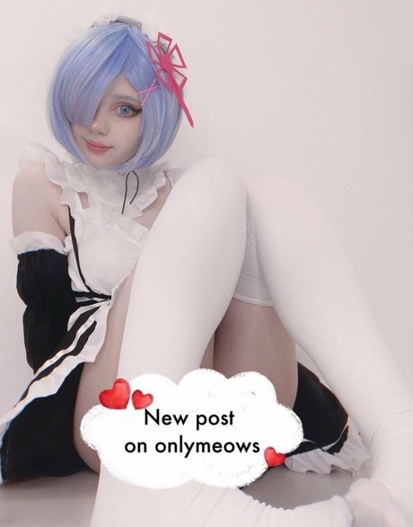ヌーディストオンリーファンズ セクシーヌード 画像