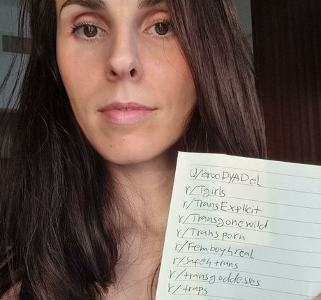 ビーチセックスオンリーファンズ セクシー裸 画像