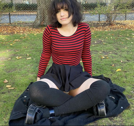 ビーチセックスオンリーファンズ ホットセクシー 写真