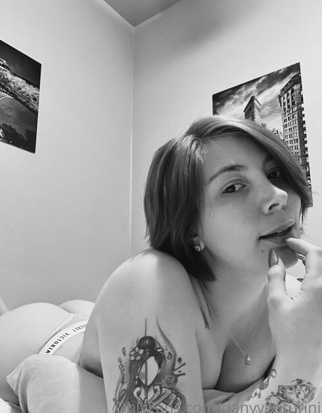 danyventurini 無料女優 画像