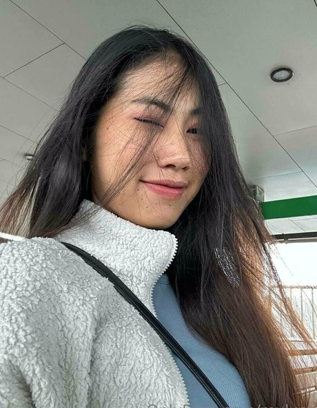 mvlust ヌード女優 ギャラリー