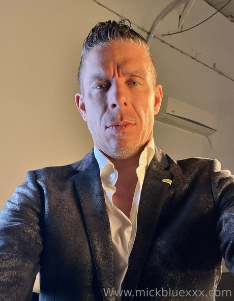 mickbluexxx 美しいスター 写真