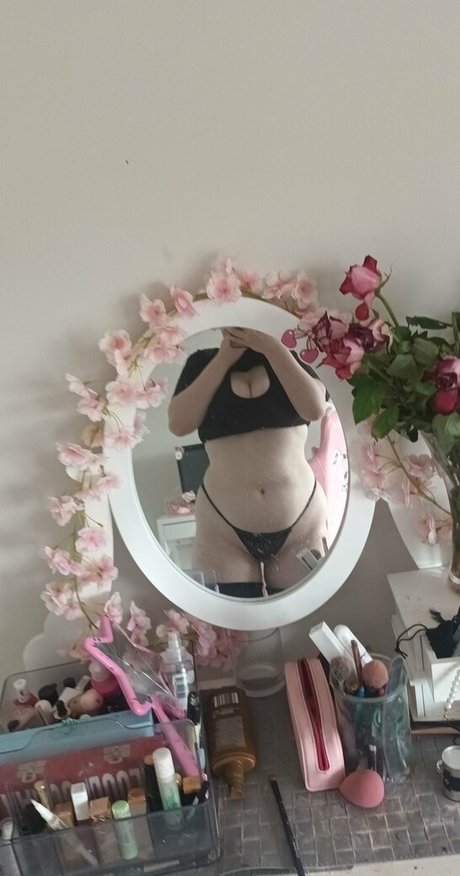 urlilsuccubus 高品質女優 写真