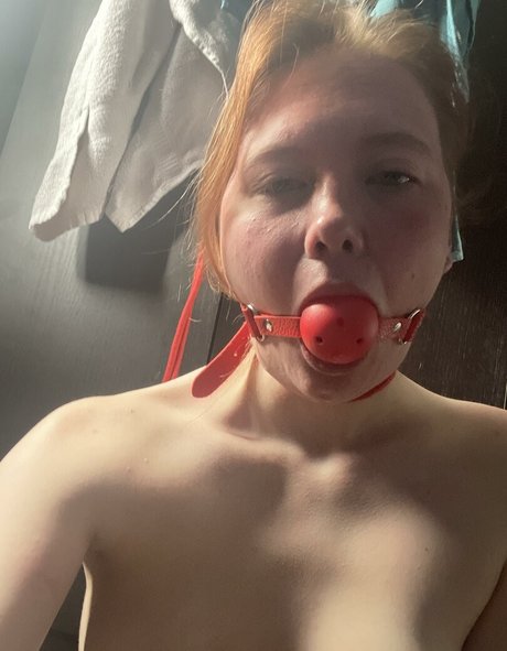 rose lizzy200345 profile image