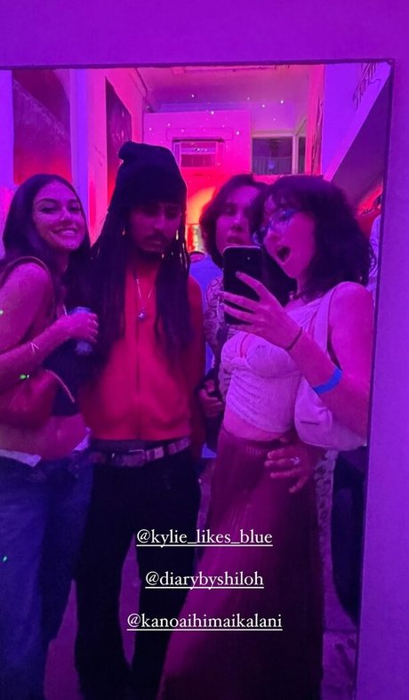 セクスティング無料オンリーファンズ 無料裸 画像