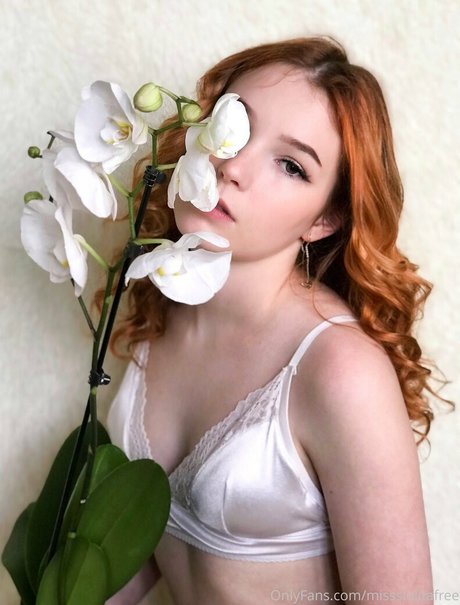 kathynude free HDモデル 写真