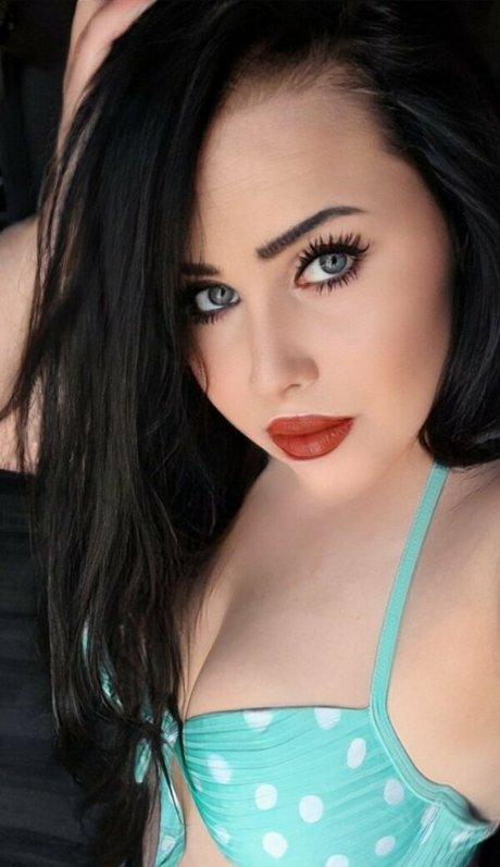 大きなお尻のオンリーファンズ ホットポルノ ギャラリー