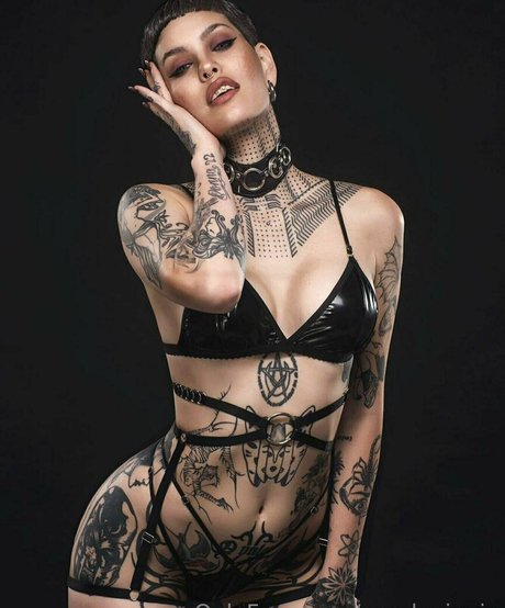 anadevinvip XXXモデル ギャラリー