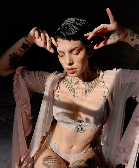 anadevinvip セクシーなスター 写真