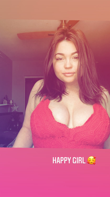 Paige Kiss 完璧なモデル 画像