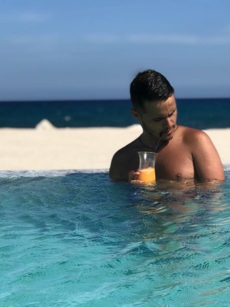 Migue Pastrano セックスモデル 画像