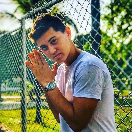 Thiago Ruiz ポルノスター 画像