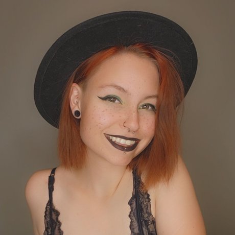 Samantha Dread エロティックなモデル 写真