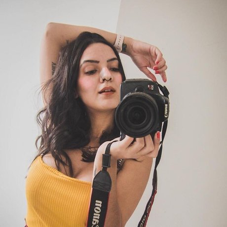 Anne Brighter ポルノスター パーフェクト 写真