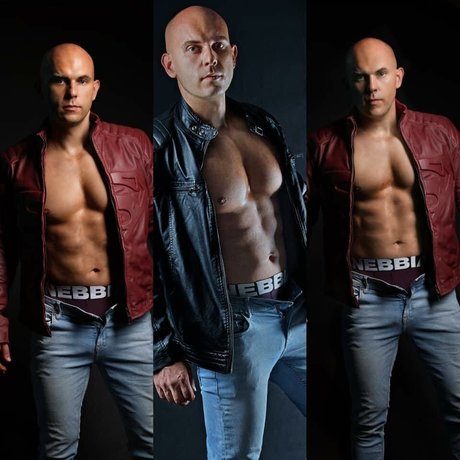 Tom XXXモデル 写真