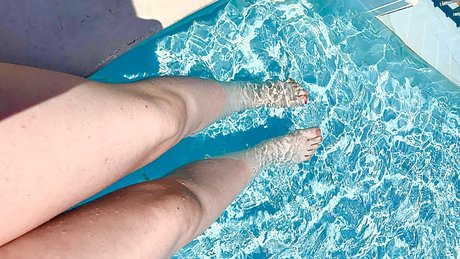 FeFe s Feet ポルノスター 裸 写真
