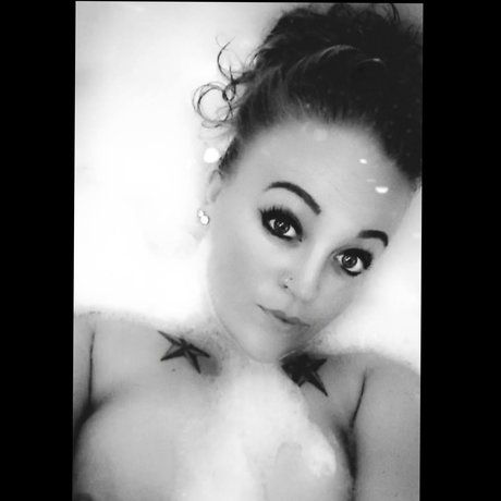 Tatia Ryann ポルノスター 写真