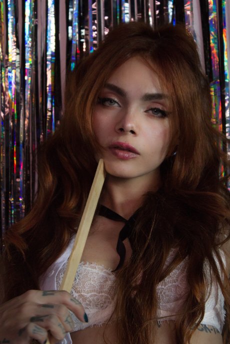 オンリーファンズでオナニーする ホット 画像