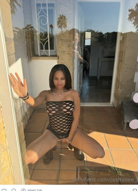 Jasminee b 素敵なモデル 画像