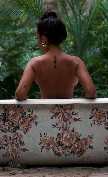 Leidys Ortiz セクシーモデル 写真