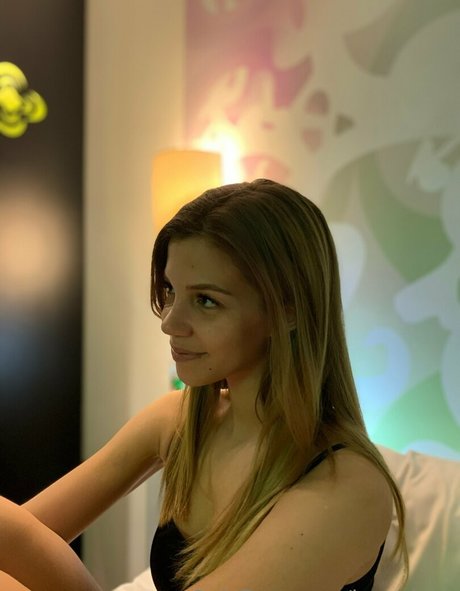 kendalljane モデル 画像