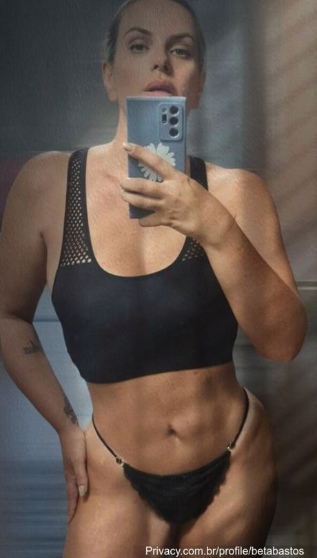 Roberta Bastos トップスター 写真