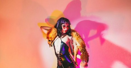 lucyluciid 最高のポルノスター 写真