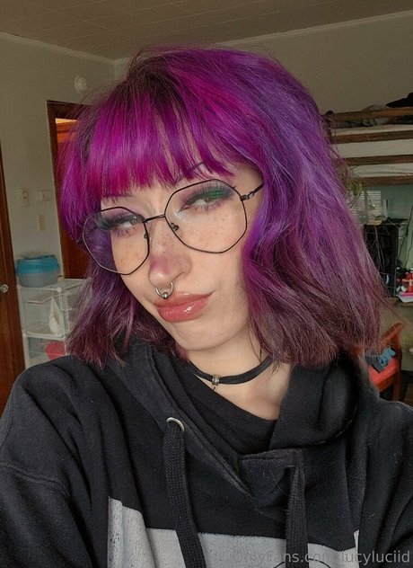 lucyluciid 独占ポルノスター 画像