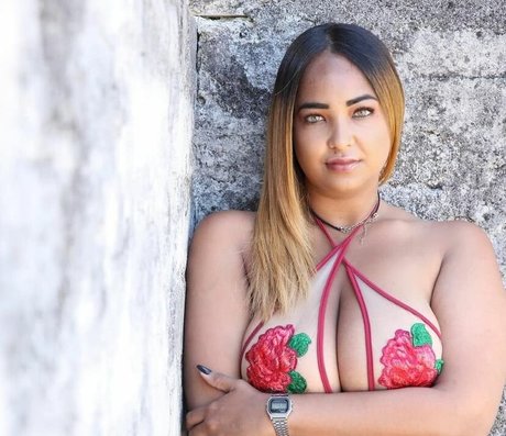 Magan Jade ポルノ女優 写真