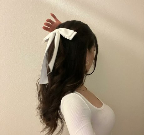 Kaitlynn Rhenea Asmr 高品質のポルノスター 写真