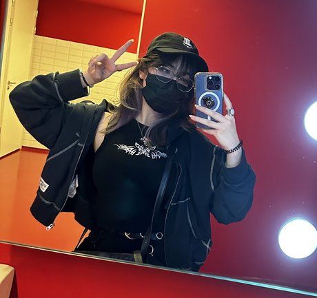 Rainhoe セックス女優 写真