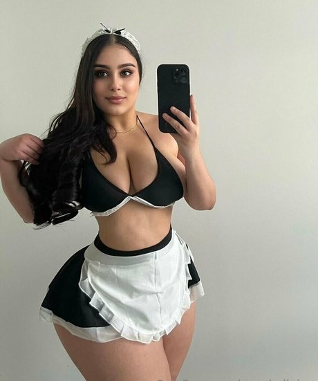 18歳以下の無料オンリーファンズ ホット 画像