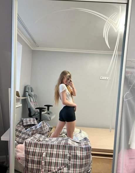 Yglichh ポルノスター セックス 画像