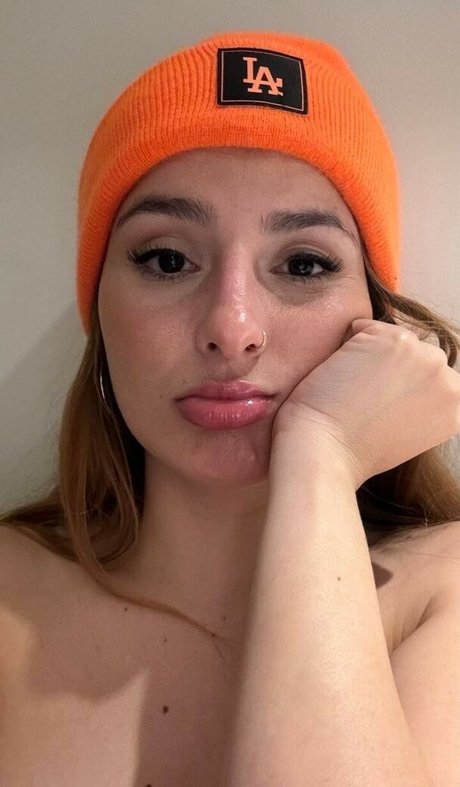 Redheadheidy セクシーモデル 写真