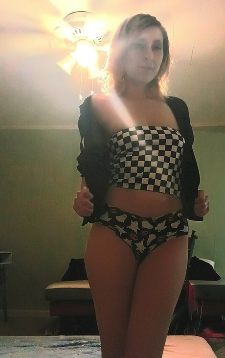 gh0stee セックス女優 写真