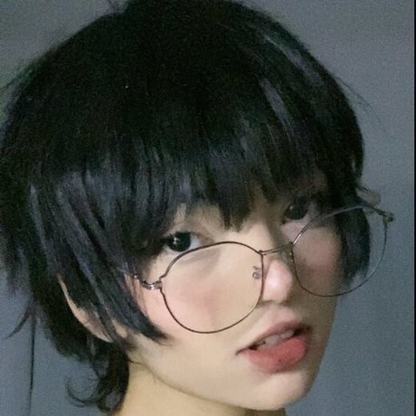 美しいフェラチオオンリーファンズ アダルト 写真