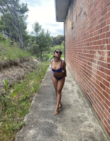 平均オンリーファン HD 画像