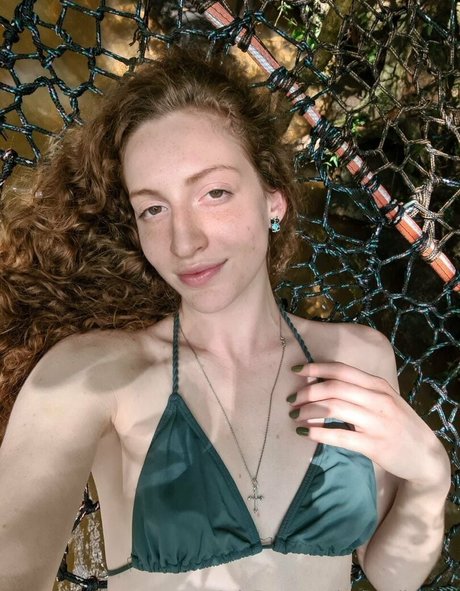 消防士のオンリーファンズ 美しいヌード 写真