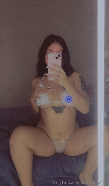 Indicablu444 アダルトモデル 写真