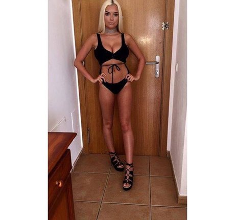フィットネスモデル オンリーファンズ ホットポルノ 写真