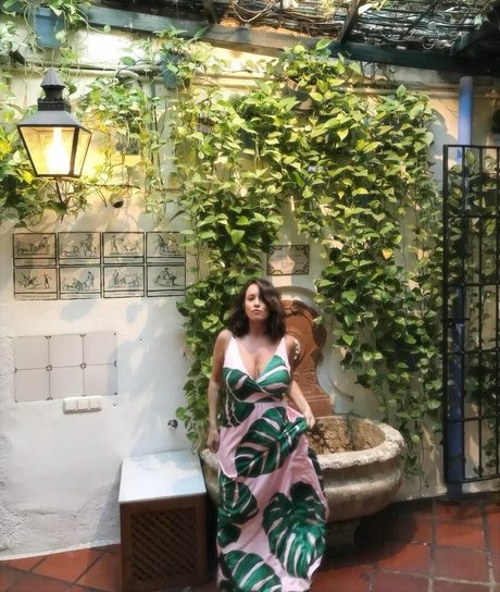 Courtney Jaye ポルノモデル 写真