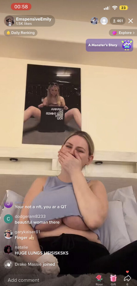 Emspensiveemily ポルノ女優 画像