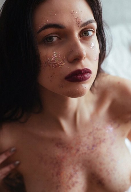 a krivoshlyk ポルノスター アダルト 写真