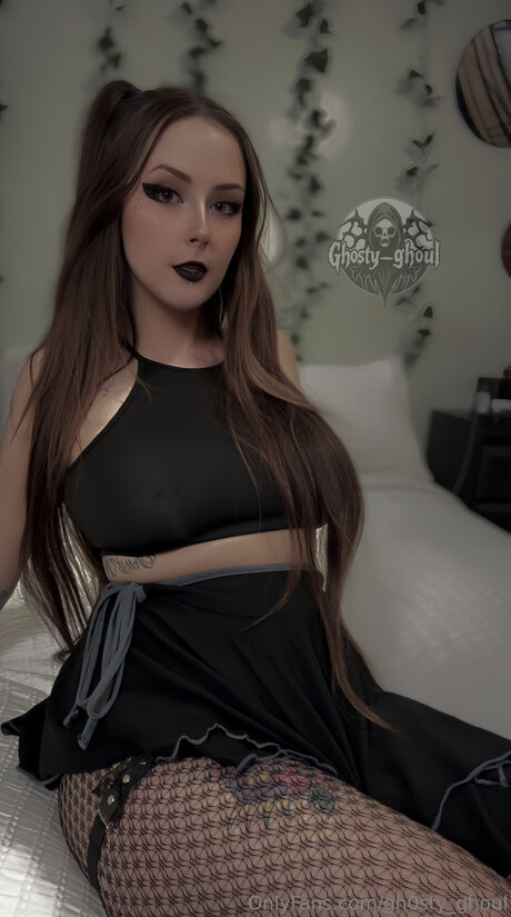 free gh0sty ghoul 高品質のポルノスター 画像